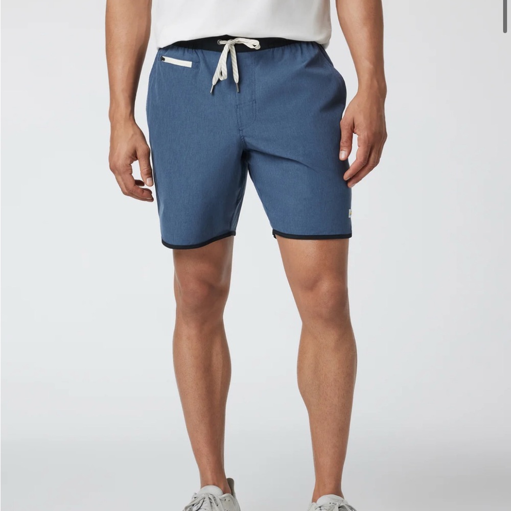 Vuori men’s banks shorts